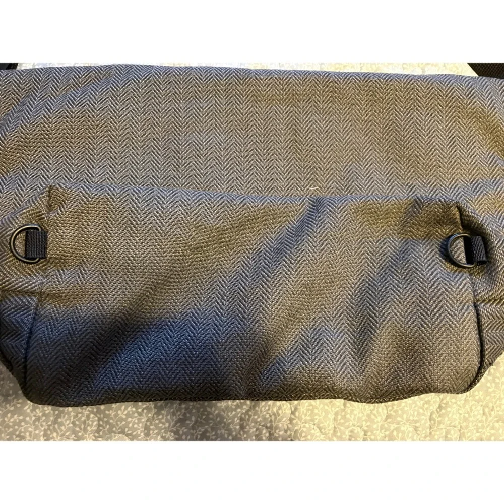 Rickshaw Bagworks Messenger Bag Unisex Large Grey Herringbone Good Commuter USA